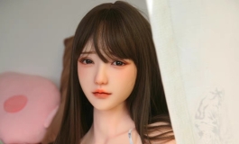 最近纠结暴雨科技和shedoll，有用过的吗